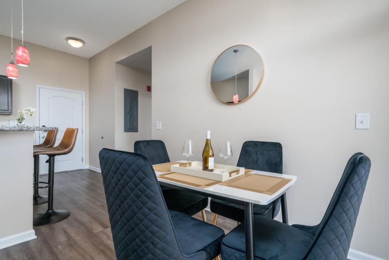 Private Bedroom Downtown Indy - Shared Indianapolis Ngoại thất bức ảnh