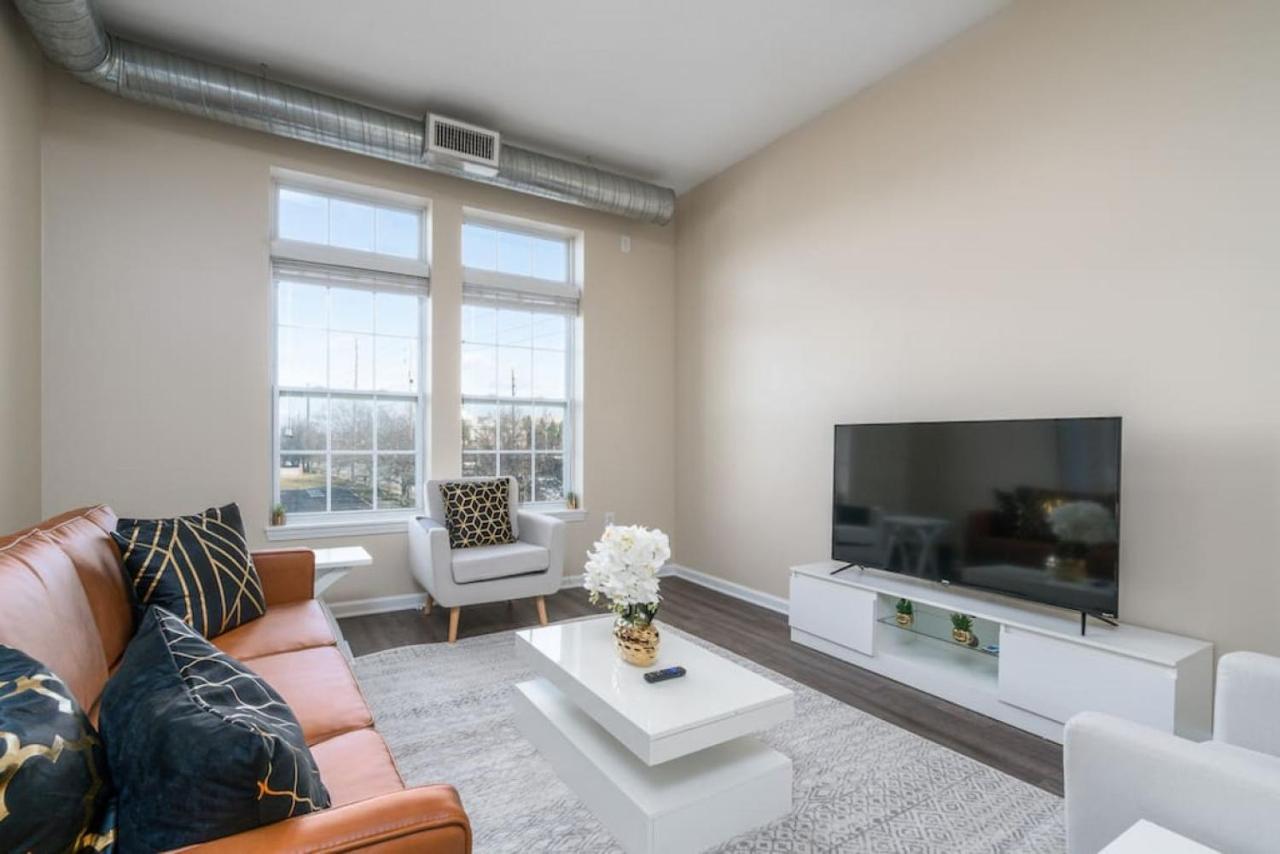 Private Bedroom Downtown Indy - Shared Indianapolis Ngoại thất bức ảnh