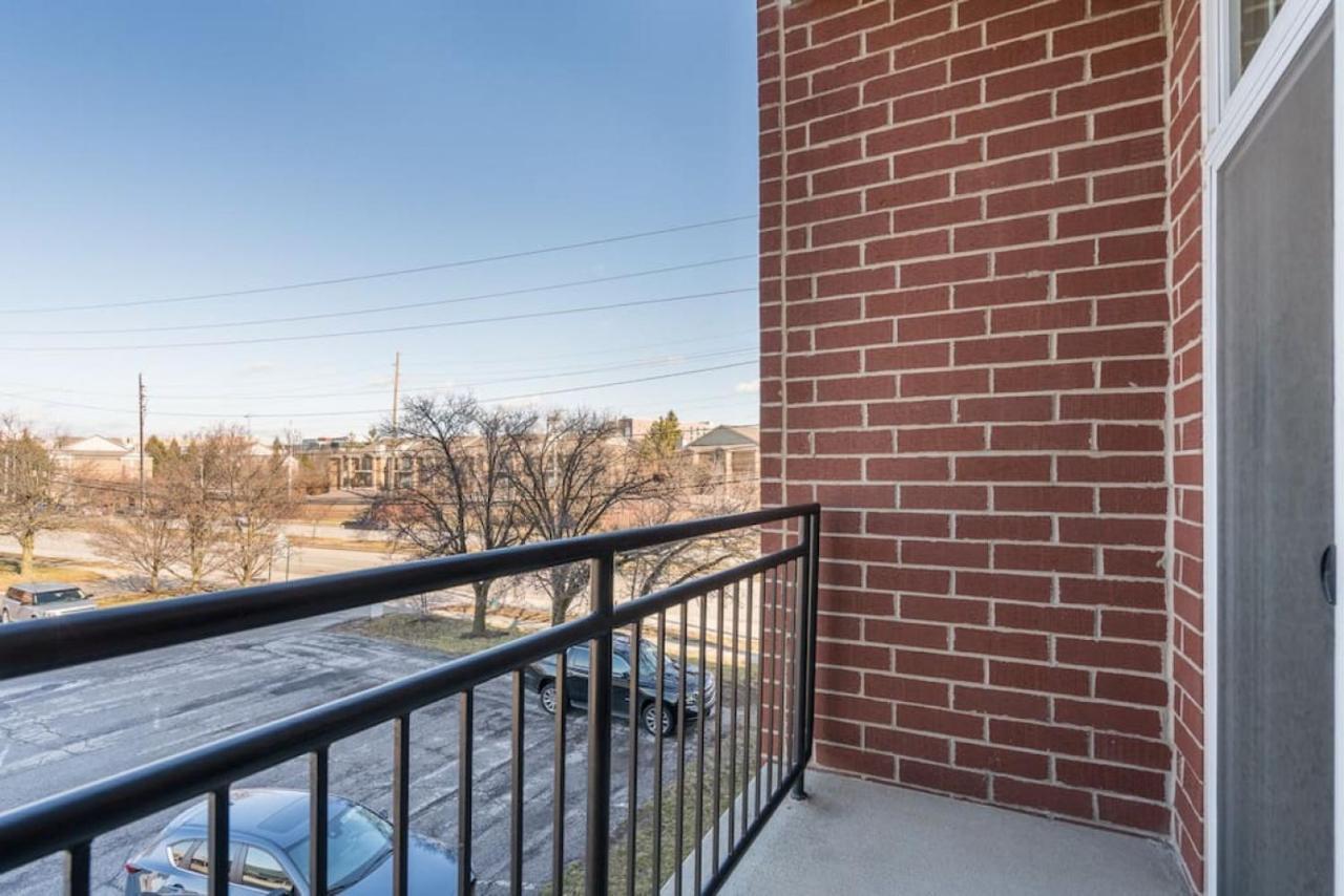 Private Bedroom Downtown Indy - Shared Indianapolis Ngoại thất bức ảnh